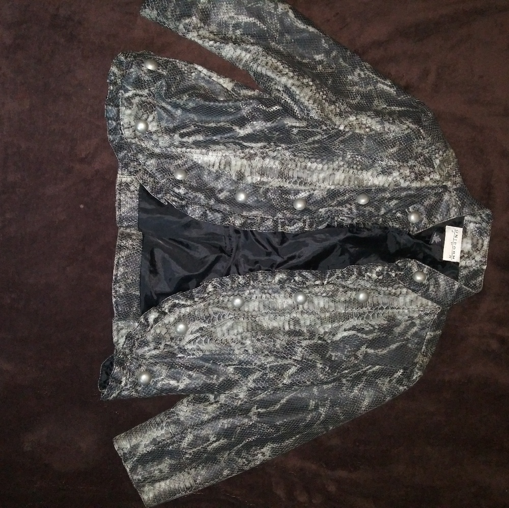 Snake print - Picture 2 of 2